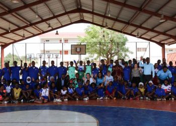 Estados Unidos financiam desporto comunitário em Pemba