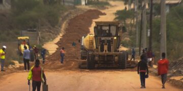 Residentes de KaTembe exigem conclusão da estrada Rotunda-Incassane