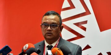 Governo afasta Pó Jorge da direcção da LAM e coloca Fly Modern Ark no comando