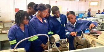 PARTICIPAÇÃO DA MULHER NO ENSINO TÉCNICO-PROFISSIONAL