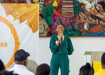 Tmcel Patrocina Ciclo de Palestras “Descobertas: Uma Jornada para a Autoestima” Para Jovens de Moçambique