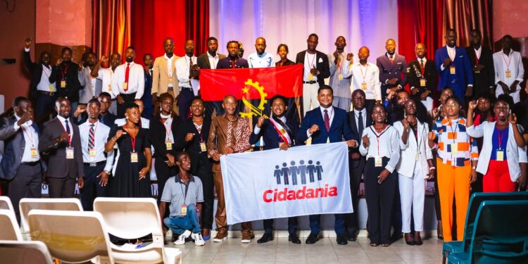 Angola conta com novo partido político