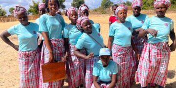 Empoderamento Feminino em Nathuco: Transformando Vidas e Construindo Futuros