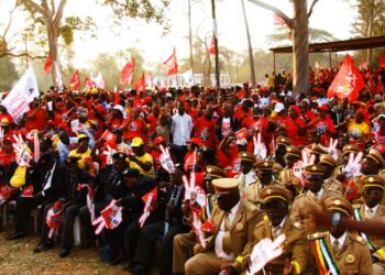 Chapo recebido por milhares de pessoas em Marracuene