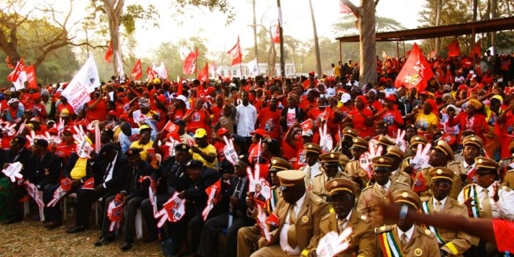 Chapo recebido por milhares de pessoas em Marracuene