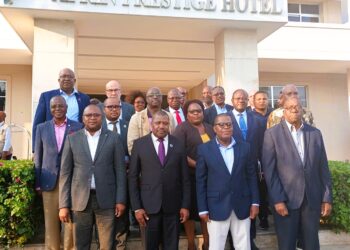 Frelimo em Maputo reúne-se com reitores e diretores das instituições de ensino superior