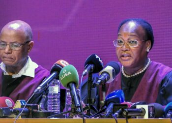 Conselho Constitucional intima CNE a apresentar actas e editais originais de todas mesas em sete províncias