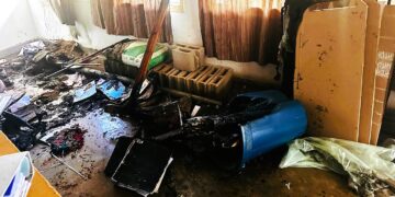 Manifestantes em Maputo incendeiam duas escolas em KaMubukwana