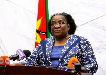 Pedido da Ministra dos negócios estrangeiros a diplomatas ainda sem qualquer resposta