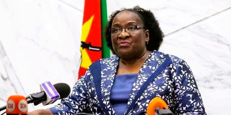 Pedido da Ministra dos negócios estrangeiros a diplomatas ainda sem qualquer resposta