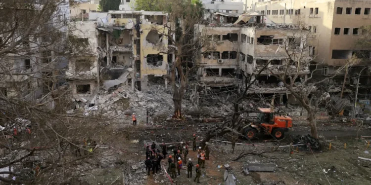 Irão ataca alegado centro da Mossad em Telavive: Escalada militar ameaça estabilidade económica no Médio Oriente