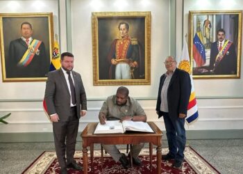 Secretário-Geral da Frelimo visita a Venezuela para reforço dos laços históricos entre Partidos