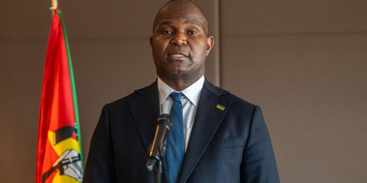 CHEFE DO ESTADO DEFENDE NOVA ARQUITECTURA FINANCEIRA GLOBAL E MOBILIZA APOIO INTERNACIONAL PARA PROJECTOS ESTRUTURANTES