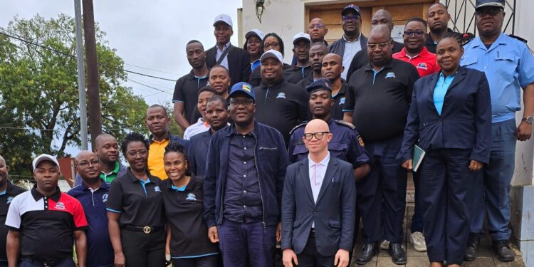 Presidente da Autoridade Tributária exige dinamismo e condições dignas no terreno