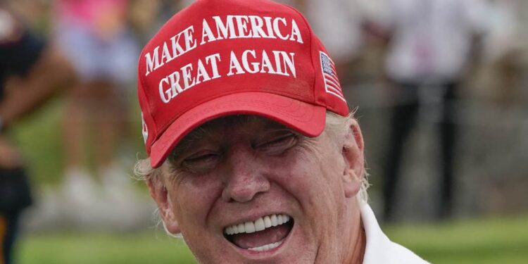 INVESTIGADOR APONTA DESILUSÃO. JOVENS QUE VOTARAM EM TRUMP ESTÃO “EXTREMAMENTE INSATISFEITOS”