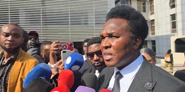 De candidato à réu: Venâncio Mondlane enfrenta 5 crimes incluindo terrorismo