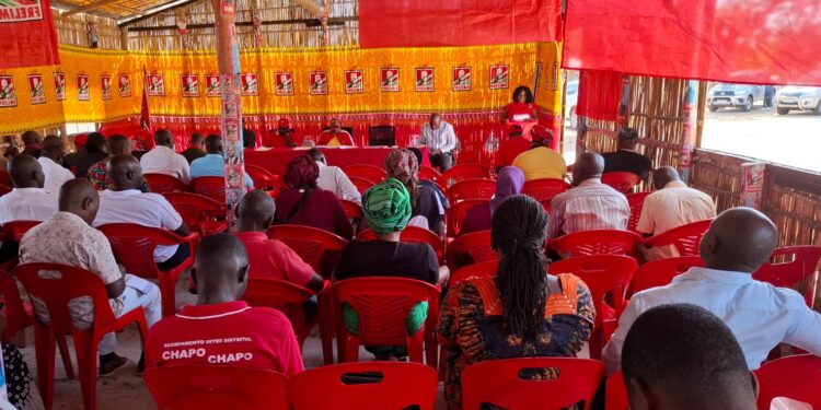 Deputados do círculo eleitoral de Nampula realizam jornadas parlamentares no distrito de Mossuril