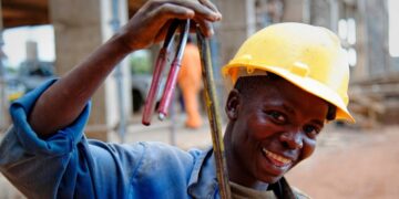 Agência italiana desembolsa 35 M€ para promoção do empreendedorismo juvenil em Moçambique