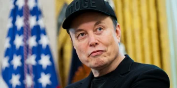 ELON MUSK ROMPE COM TRUMP E CRIA O “PARTIDO DA AMÉRICA”