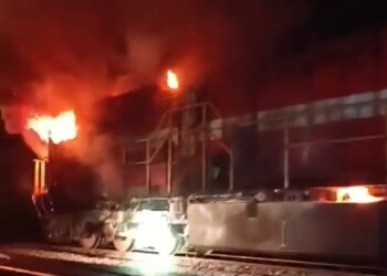 Incêndio em locomotiva na linha de Ressano Garcia