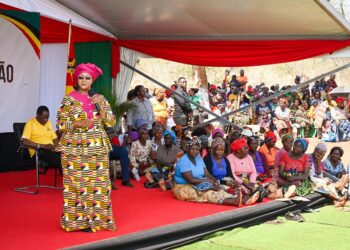 Primeira-Dama desafia Moçambique a reduzir analfabetismo até 2029