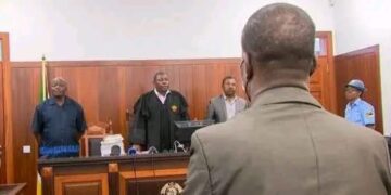 Ex-juiz e escrivão julgados em Maxixe por desvio de 3,2 milhões de meticais