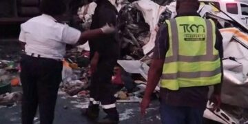 Presidente Chapo solidariza-se com as familias das vítimas do acidente de Moamba