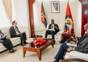 Presidente Chapo recebe representantes da CPMZ e analisa expansão do oleoduto da Beira