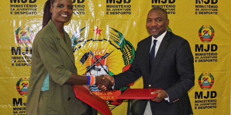 Ministério da Juventude e Desporto e Fundação Clarisse Machanguana firmam parceria estratégica