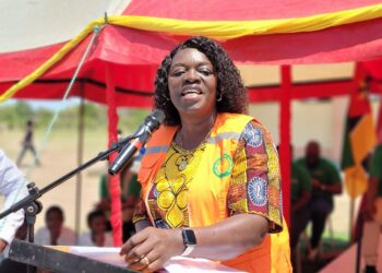 Luísa Meque defende investimento contínuo em resiliência comunitária face aos desafios climáticos