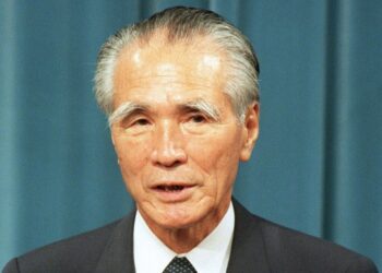 Tomiichi Murayama antigo Primeiro-Ministro Japonês morre aos 101 anos de idade