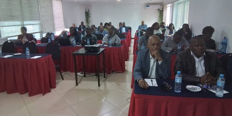 Modernização quadro legal sobre HIV e SIDA para responder aos avanços científicos e combater o estigma social