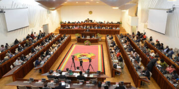 Parlamento dá Ultimato: Deputados do PODEMOS em falta do têm dois meses para tomarem posse