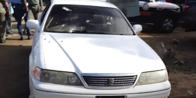 Homens armados atacam viatura de suposto agente do SERNIC, matam uma adolescente e deixam três feridos