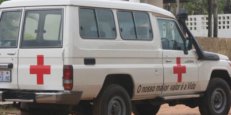 Novas ambulâncias reforçam capacidade de resposta do MISAU