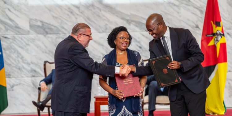 Moçambique e Brasil assinam nove acordos de cooperação