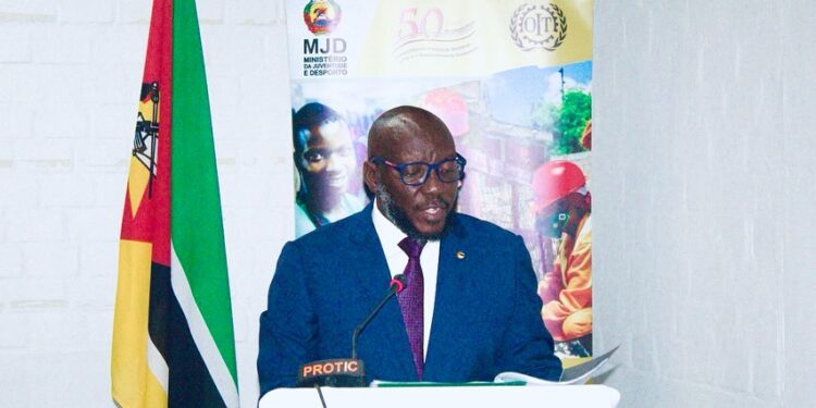 “Jovem com emprego é a chave para uma sociedade mais justa e coesa”, afirma ministro da juventude