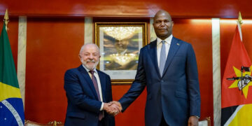 Lula da Silva promete renovar cooperação com Moçambique que “nunca deveria ter parado”