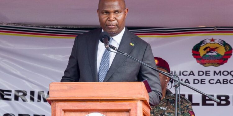 Presidente percorre segurança interna, economia e infra-estruturas num só dia de trabalho em Maputo