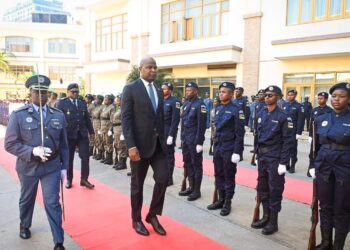 Daniel Chapo exige do Ministério do Interior aceleração de reformas na segurança pública