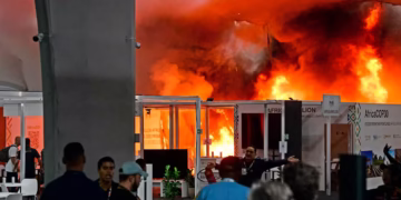 Última Hora: Incêndio obriga à retirada forçada de participantes da COP30