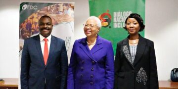 Graça Machel Defende Inclusão Social e Mulher no Diálogo Nacional em Moçambique
