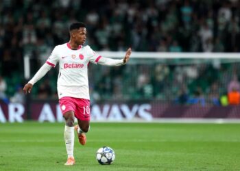 Versatilidade táctica do Geny Catamo sustenta organização leonina na vitória sobre o Club Brugge