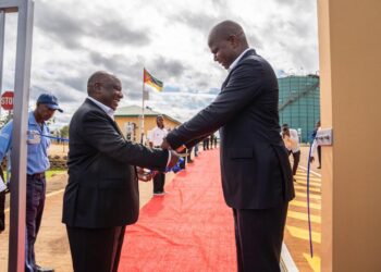 Moçambique inaugura primeira infra-estrutura integrada de processamento de hidrocarbonetos em Inhassoro