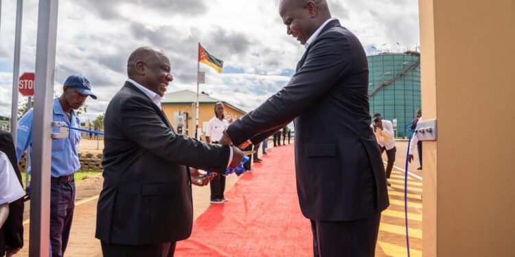 Moçambique inaugura primeira infra-estrutura integrada de processamento de hidrocarbonetos em Inhassoro