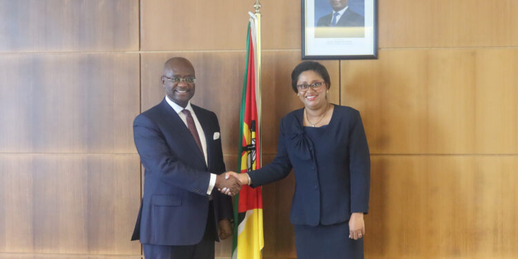 Ministra das finanças reforça parceria com Afreximbank para impulsionar financiamentos e mecanização agrícola