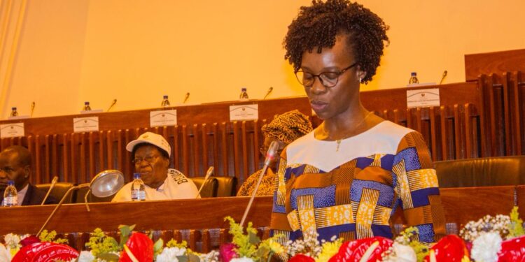 Ivete Ferrão defende acção urgente para travar retrocessos na participação política das mulheres