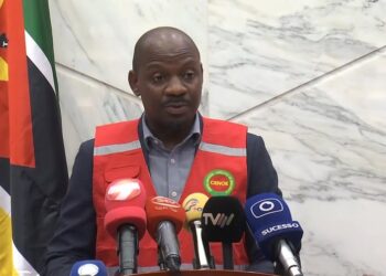 Cheias levam Governo a decretar alerta vermelho em todo o país