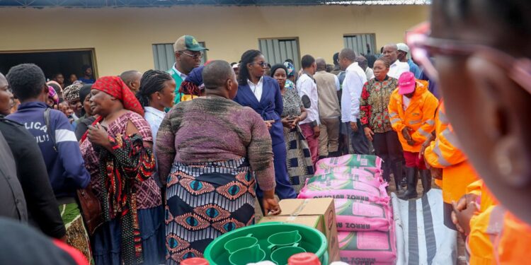 Rasaque Manhique promete reassentamento a famílias acolhidas em Magoanine “A”