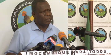 Simango diz que proibição da doação do MDM as vítimas das cheias mina unidade nacional